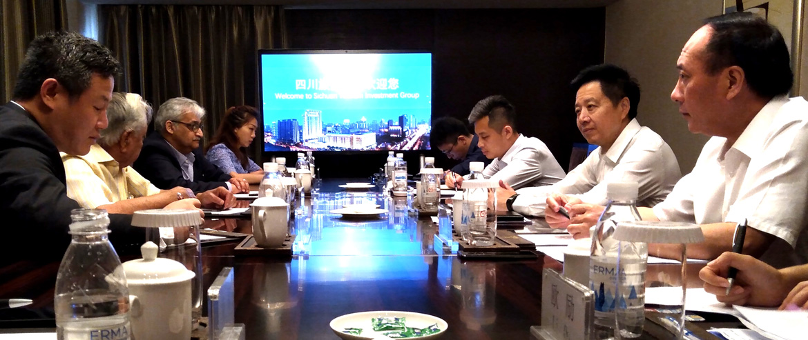 集团党委副书记、副董事长、总经理杨川会见印度靛蓝集团执行董事卡皮尔·巴蒂亚先生一行