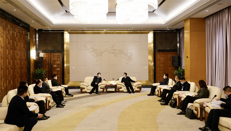 省尊龙凯时集团党委书记、董事长任丁率队赴南充调研