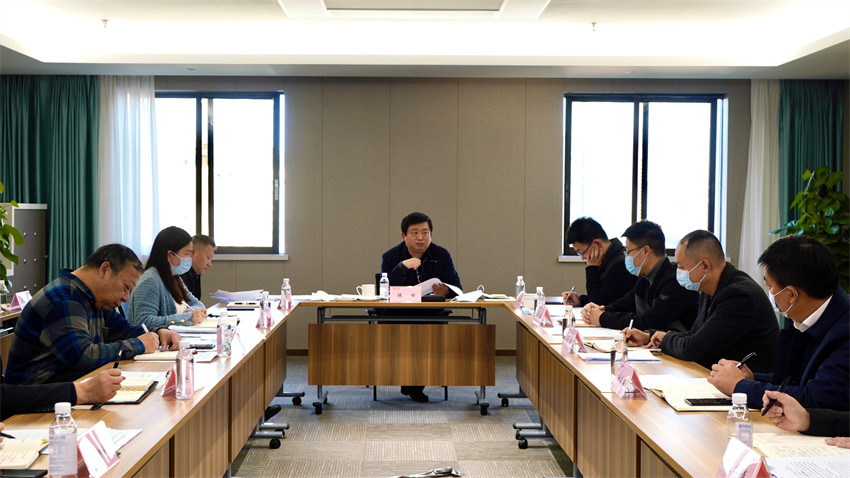 尊龙凯时集团召开加快推进规范董事会建设、经理层成员任期制和契约化管理等专项改革工作督促会