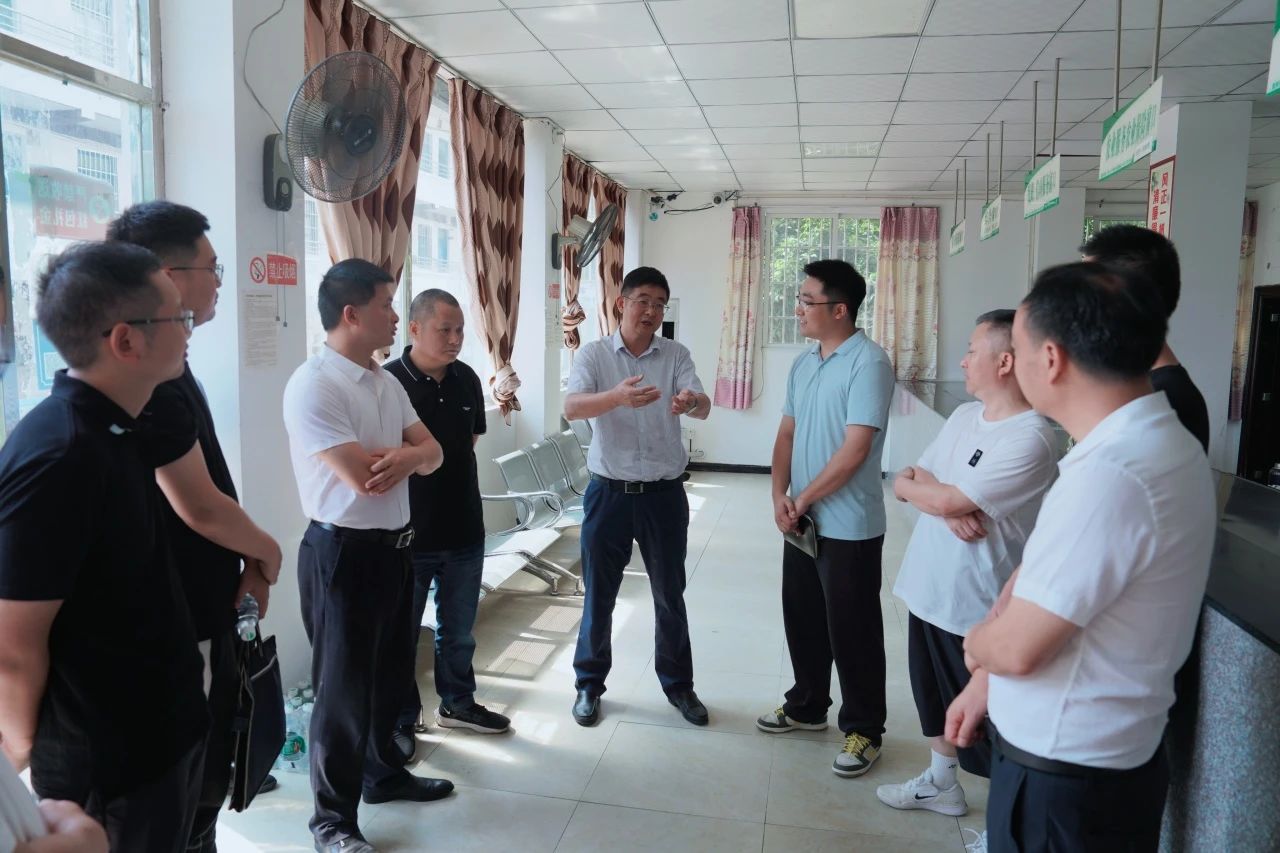 许东明赴南充市嘉陵区、巴中市通江县调研督导定点帮扶和托底性帮扶工作